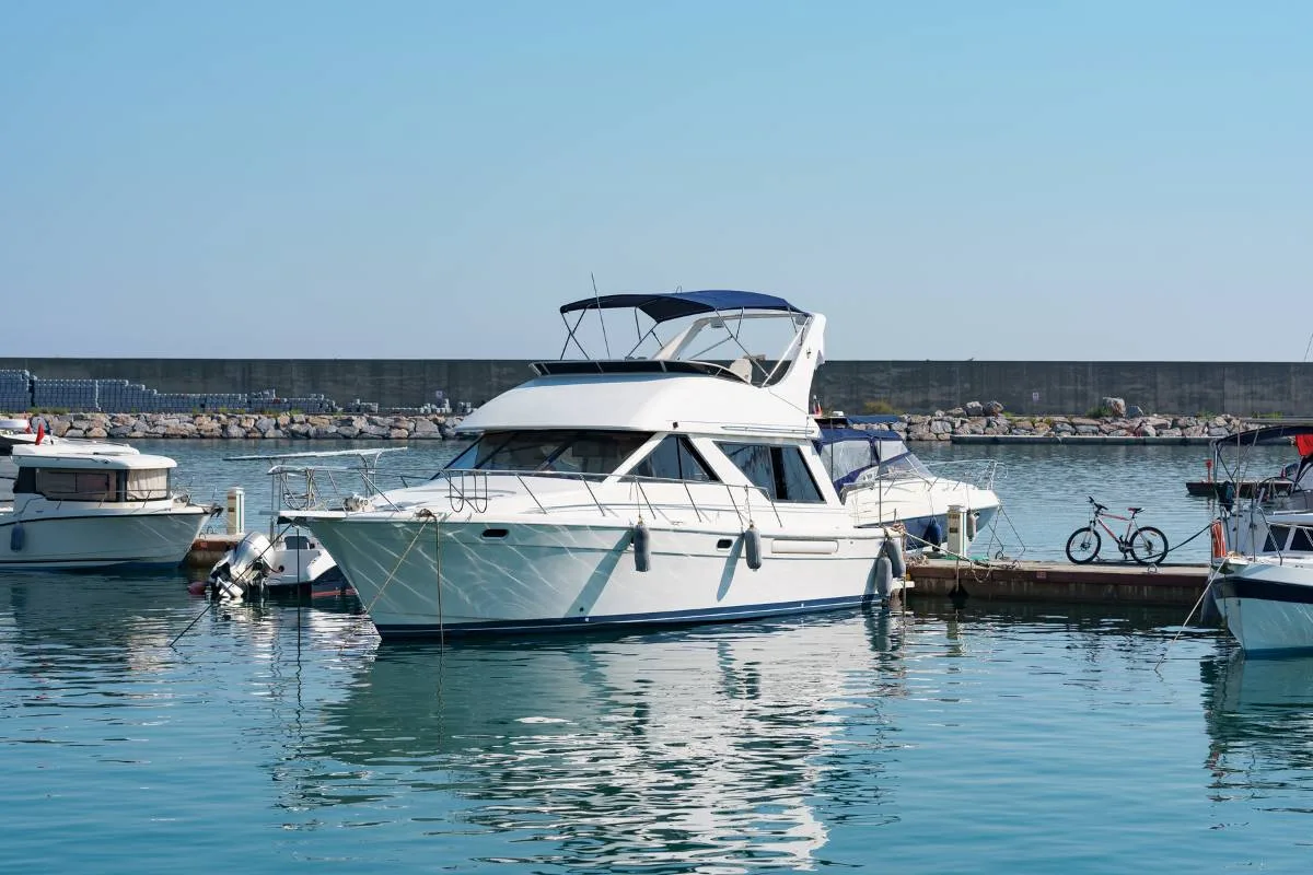 the ultimate guide to prepping your boat for winter storage